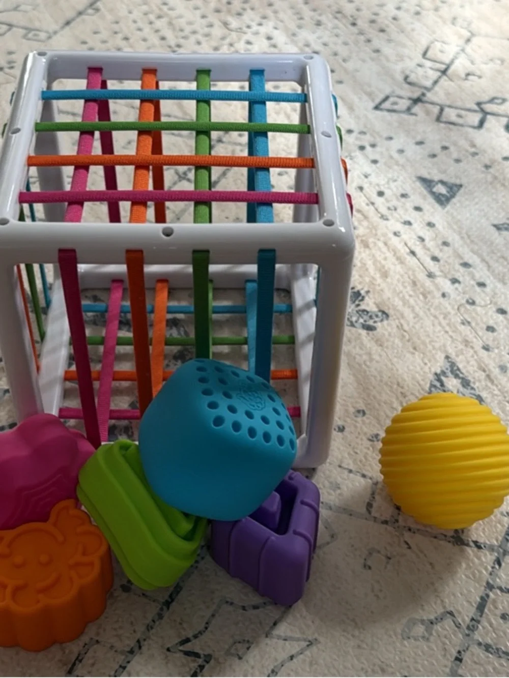 Multicolor Sensory Activity Cube with Soft Shape Set